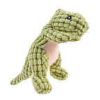 🦖 Diversión asegurada para tu mascota Estos adorables juguetes de peluche con forma de dinosaurio son perfectos para perros y gatos. Su diseño suave y atractivo estimula el juego y ayuda a reducir el aburrimiento y el estrés de tu mascota.